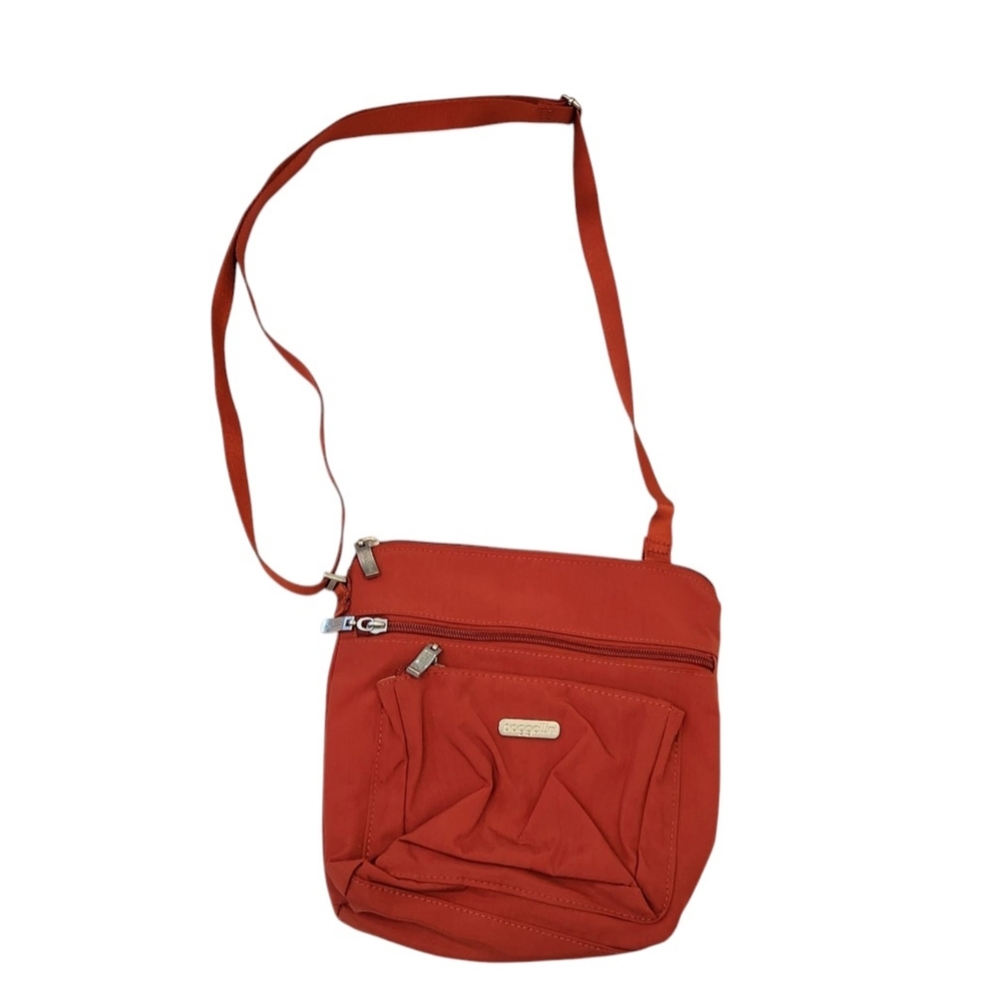 Baggallini Town Bag Nylon Crossbody With RFID Wristlet Orange Pockets Travel Bag